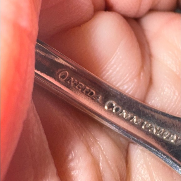 ONEIDA SPOON CUFF VINTAGE BRACELET - Picture 3 of 3